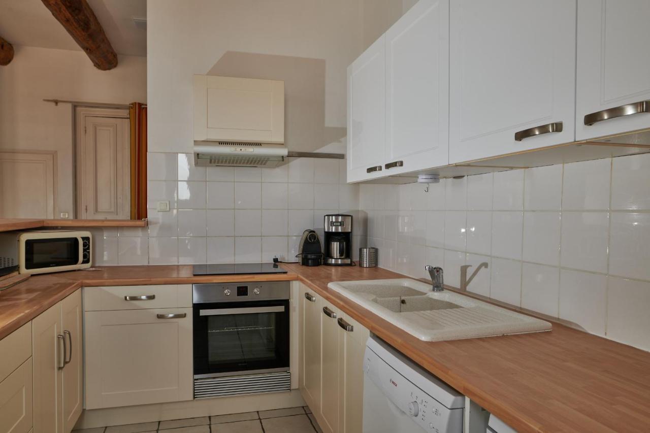 Grand Appartement Au Coeur De Sete Bagian luar foto